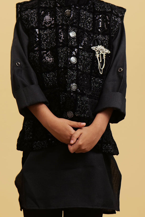 Self Design Black Boys' Kurta Pajyama