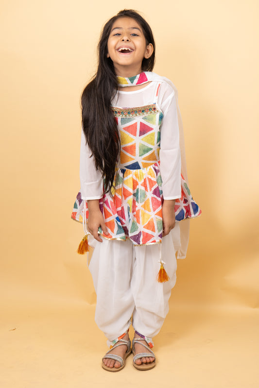 Geometrical Print Multicolor Kurti With White Dupatta and Dhoti Set