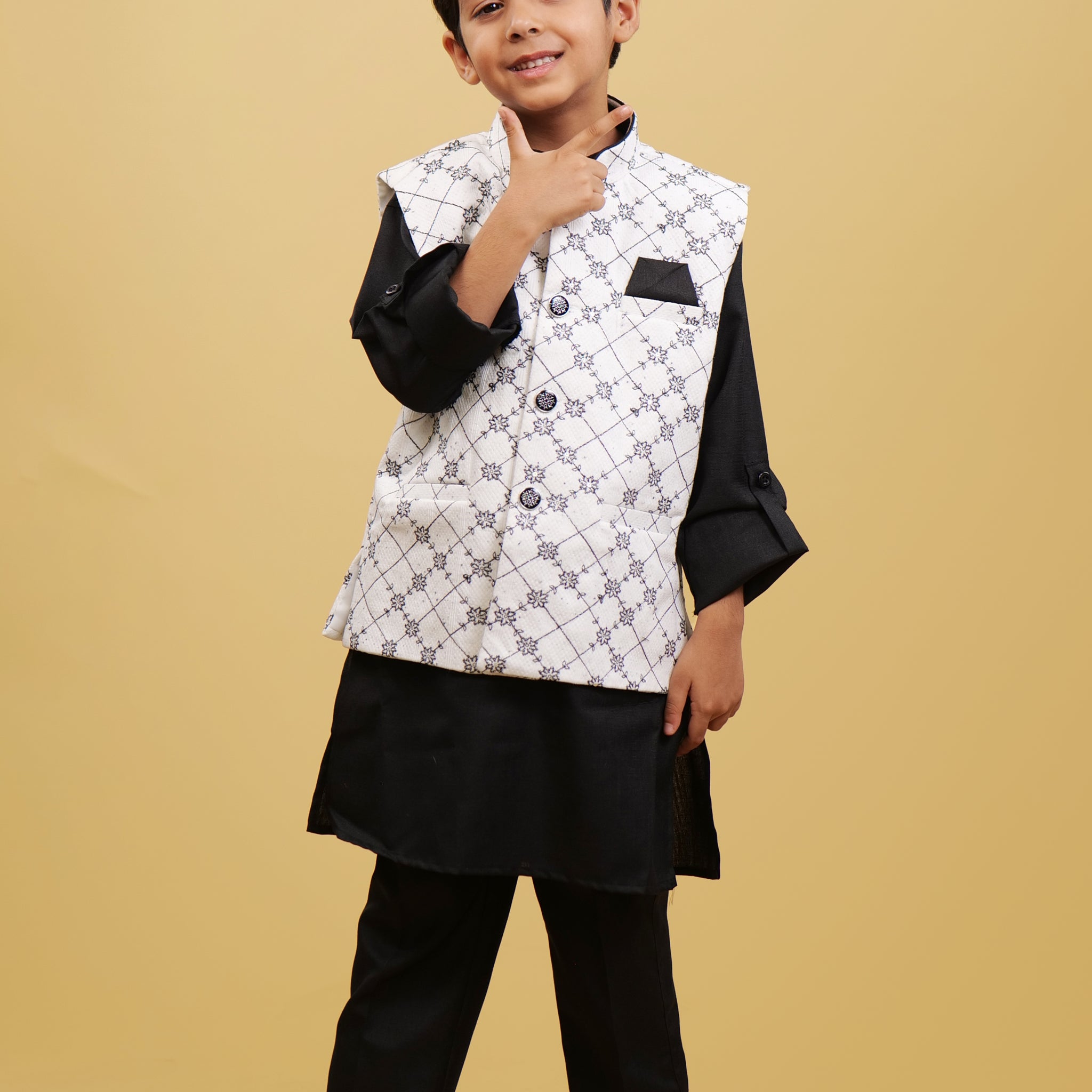 Kurta Pajama For Boys: Black Kurta Pajama With With Coaty